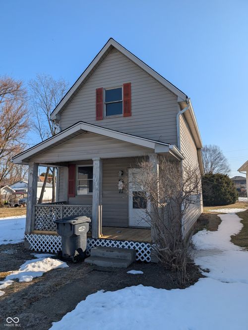 2334 Walnut St, Anderson, IN, 46016-5364 | Card Image