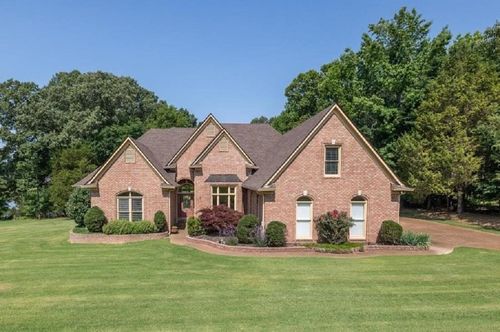 365 Fair Meadows Ln, Eads, TN, 38028-6207 | Card Image