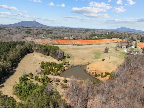 20 Hauser Rd, Pinnacle, NC, 27043 | Card Image