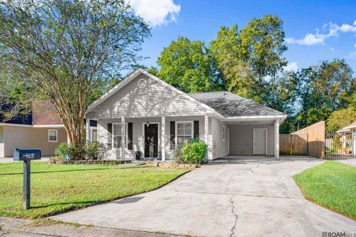 18133 Woodhaven Dr, Prairieville, LA, 70769-5667 | Card Image