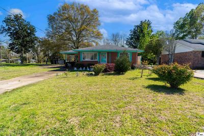 607 E Main Street, House other with 2 bedrooms, 1 bathrooms and null parking in Oak Grove LA | Image 3