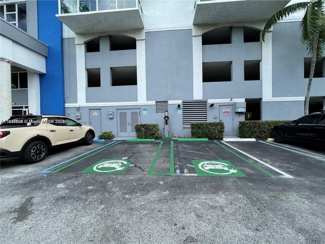 APT-802 - 5085 Nw 7 Th St, Home with 2 bedrooms, 2 bathrooms and null parking in Miami FL | Image 19