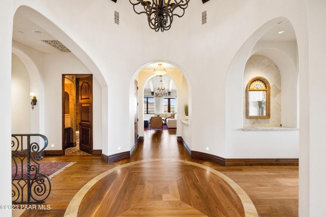 Foyer | Image 40