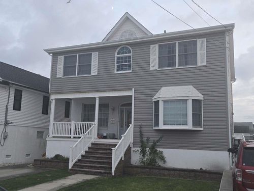 130 W 3rd Ave, North Wildwood, NJ, 08260-2930 | Card Image