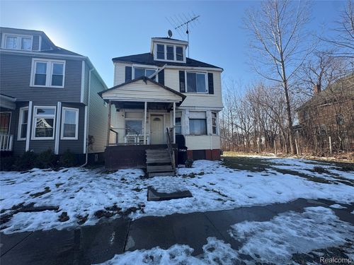 5865 Seneca St, Detroit, MI, 48213-2507 | Card Image