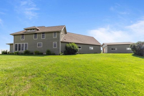 N9545 Town Hall Road, Marshfield, WI, 53049 | Card Image