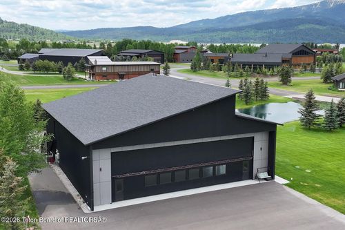 868 Diamandis Drive, Alpine, WY, 83128 | Card Image