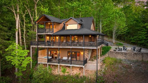 607 Rhonda Ln, Mineral Bluff, GA, 30559 | Card Image