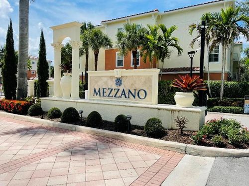 apt-2205-9905 Baywinds Dr, West Palm Beach, FL, 33411-6308 | Card Image