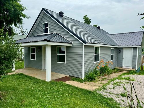 401 Clara Ave, Potosi, MO, 63664-1112 | Card Image