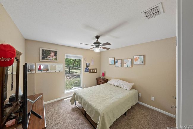 162 Champions Blvd, House other with 3 bedrooms, 2 bathrooms and null parking in La Vernia TX | Image 20