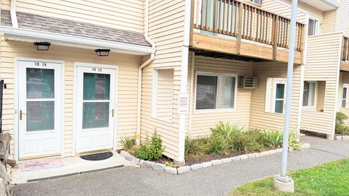 apt-18-13-8 Rose Ln, Danbury, CT, 06811-6723 | Card Image