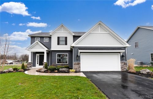 3 Kevwood Lane, Lancaster, NY, 14086 | Card Image