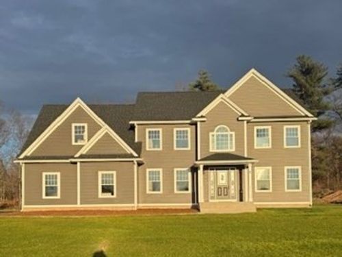 8 Happy Acres Ln, East Longmeadow, MA, 01028 | Card Image