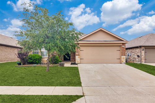 877 Darst Dr, Fate, TX, 75189-4896 | Card Image