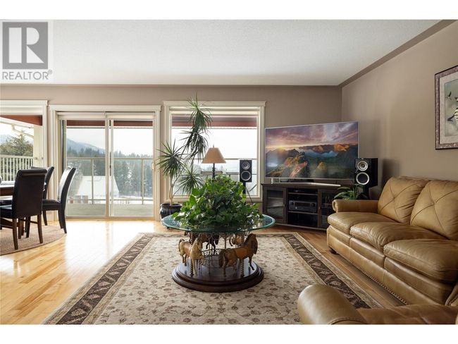 5380 Learmouth Rd, House other with 3 bedrooms, 3 bathrooms and 2 parking in Coldstream BC | Image 20