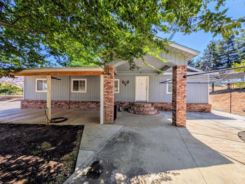 36776 Pebble Ln, Yokuts Valley, CA, 93675-9711 | Card Image