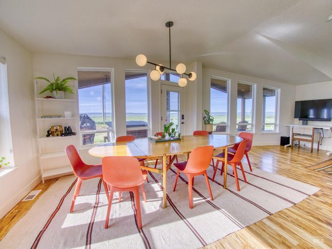 1077 E 200 N, Home with 3 bedrooms, 2 bathrooms and null parking in Fairfield ID | Image 6
