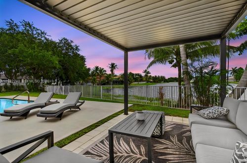 480 Cambridge Dr, Weston, FL, 33326 | Card Image
