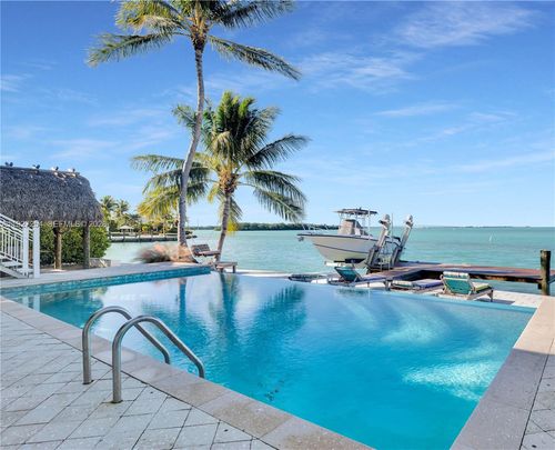 166 Bayview Dr, Islamorada, FL, 33036-4216 | Card Image