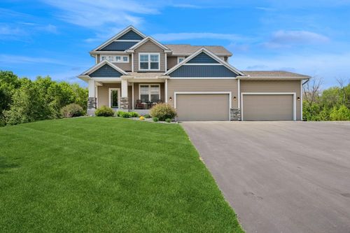 24000 Helium Ct, Forest Lake, MN, 55025-2204 | Card Image