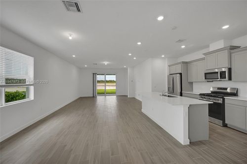 19457 Whispering Creek Rd, Loxahatchee, FL, 33470 | Card Image