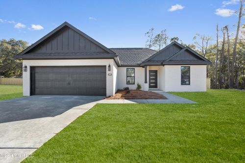 1773 Granhurst Dr, Gautier, MS, 39553-7611 | Card Image