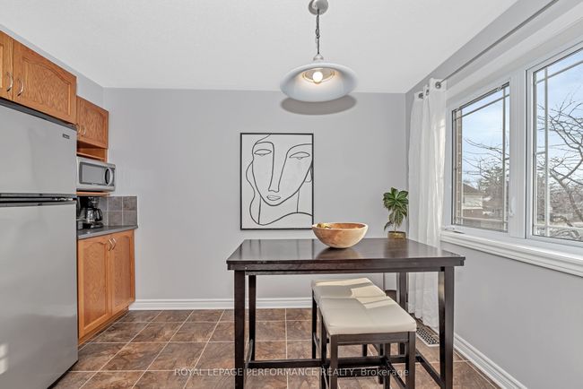 A - 22 Steel St, House attached with 3 bedrooms, 3 bathrooms and 1 parking in Gloucester ON | Image 20