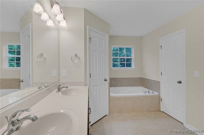 Primary Owner's Ensuite Bathroom | Image 28