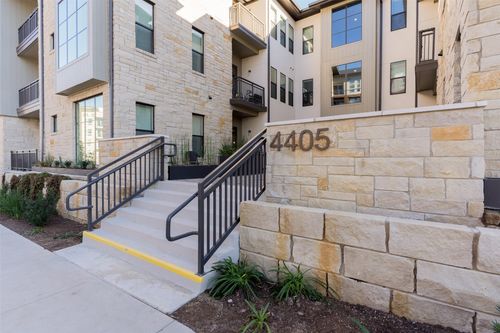 unit-3303-4405 Jackson Ave, Austin, TX, 78731-6184 | Card Image