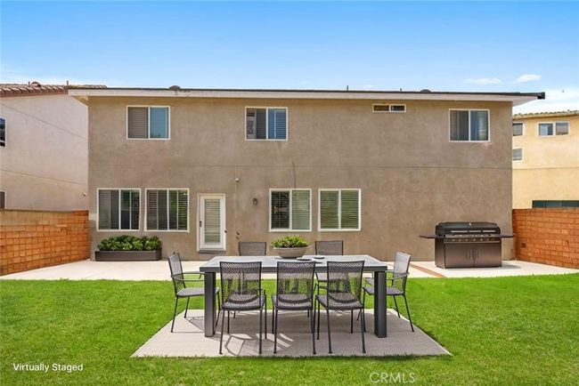 13894 Blue Ribbon Ln, House other with 6 bedrooms, 5 bathrooms and 1 parking in Corona CA | Image 10