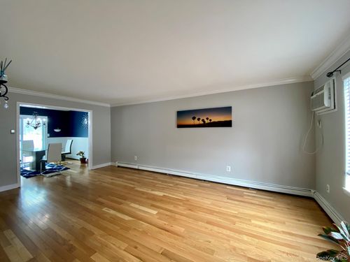 404 Mountain Laurel Dr, Monroe, NY, 10950-5105 | Card Image