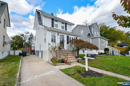 99 E Broad St, Bergenfield, NJ, 07621-3025 | Card Image