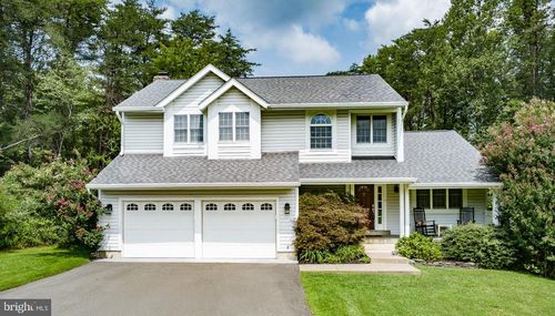 11124 Chapel Rd, Fairfax Station, VA, 22039-1525 | Card Image