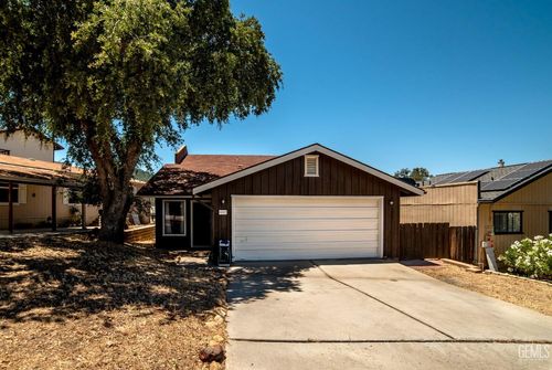  Meadow Lark Lane, Paso Robles, CA, 93446 | Card Image