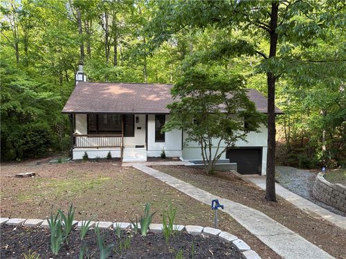 102 Blossom Ct, Westminster, SC, 29693-6514 | Card Image