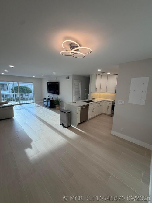 3-6347 Bay Club Dr, Fort Lauderdale, FL, 33308-1648 | Card Image