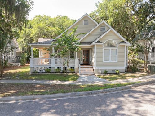 7 Holbrook Dr, Beaufort, SC, 29902-5298 | Card Image