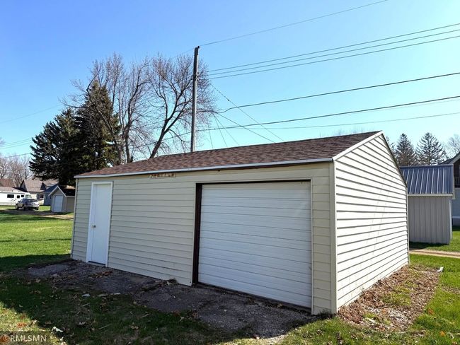 Extra Garage/Storage Shed | Image 12