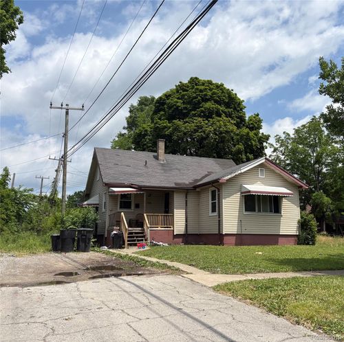 8680 Beechdale St, Detroit, MI, 48204-4672 | Card Image