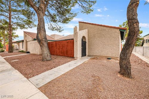739 Heritage Vista Ave, Henderson, NV, 89015-7561 | Card Image