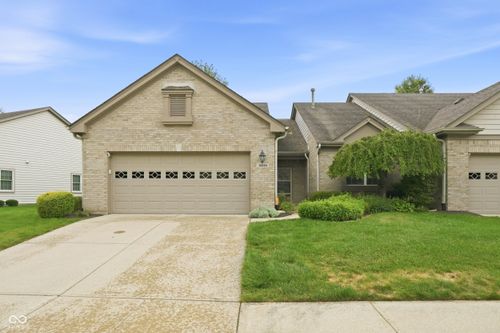 10504 Muir Ln, Fishers, IN, 46037-7955 | Card Image