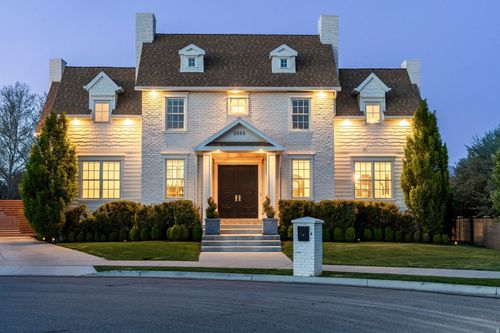 2088 W Legend Creek Ct, South Jordan, UT, 84095-7984 | Card Image