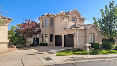 11216 Los Lagos Ne, Albuquerque, NM, 87111-7526 | Card Image