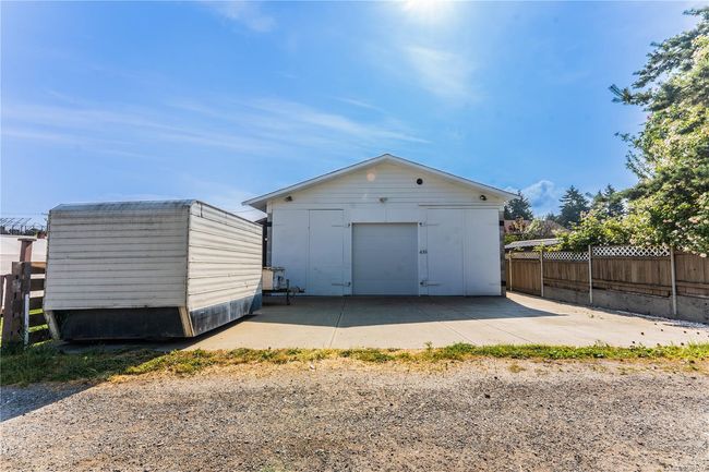 635 Park Ave, House other with 3 bedrooms, 2 bathrooms and 8 parking in Nanaimo BC | Image 41