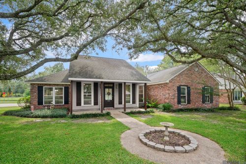 2607 Riverside Dr, Port Allen, LA, 70767-6031 | Card Image