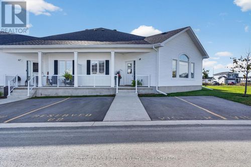 69 Lowry Pl, Amherstview, ON, K7N0E2 | Card Image