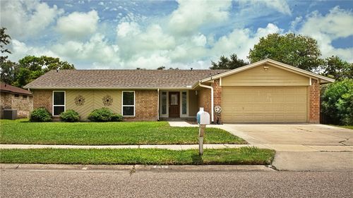 6318 Seamist Dr, Corpus Christi, TX, 78414-3012 | Card Image