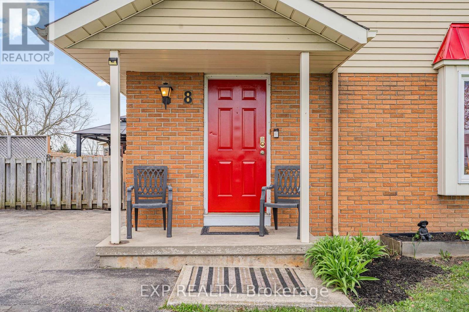 Residential in Haldimand 3
