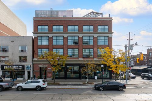 200-533 College St, Toronto, ON, M6G1A8 | Card Image